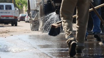 La Municipalidad de Gualeguaychú implementa operativo de limpieza y desinfección