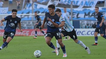 Independiente Rivadavia le ganó Argentino de Quilmes en la Copa Argentina: gol del 1-0