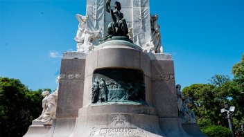 Invitan a realizar el recorrido histórico del Monumento a Urquiza