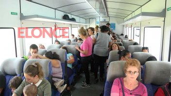 Por el paro de colectivos, aumentó la cantidad de pasajeros en el tren