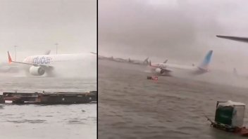 Intensas lluvias e inundaciones paralizaron el aeropuerto de Dubai