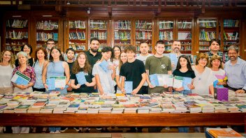 Se conocieron los ganadores del Concurso Literario Biblioteca Popular del Paraná