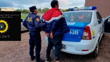 Motociclista intentó evadir un control y golpear a un policía en Paraná