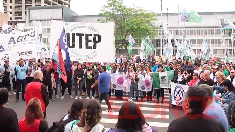 Organizaciones sociales y sindicatos se movilizaron por el Día del Trabajador