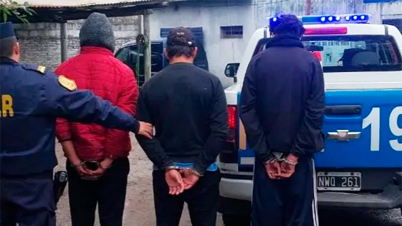 Robaron en una huerta, quisieron huir pero fueron detenidos