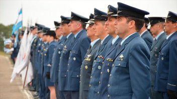 El acto de la Brigada Aérea por el 42º aniversario del Bautismo de Fuego