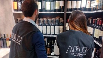 AFIP desarticuló maniobras de fraude en comercialización de vinos