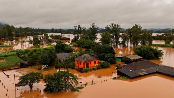 El Gobierno argentino ofreció asistencia a Brasil por las trágicas inundaciones