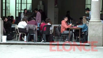 Invitan a feria de emprendedores universitarios en la Escuela Normal de Paraná