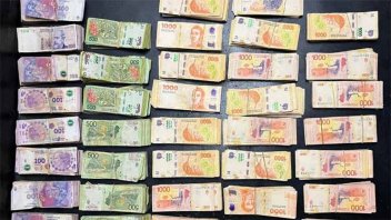 Robaron casi 5 millones de pesos en dos salideras bancarias en Córdoba