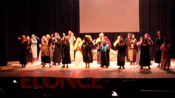 Con una obra teatral, recordaron la llegada de las hermanas de la orden Don Uva