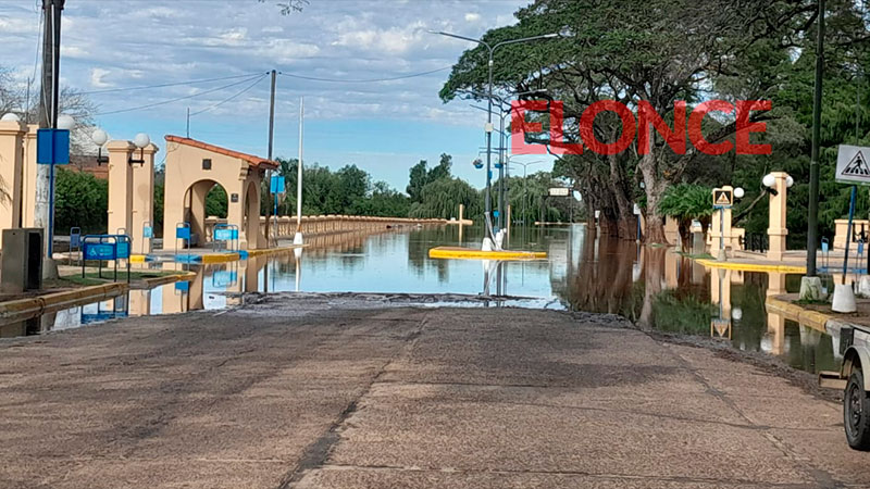 El río superaría los 13 metros en Concordia y siguen las tareas de evacuación