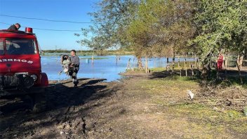 Iniciaron el operativo de evacuación en Gualeguaychú ante la crecida del río