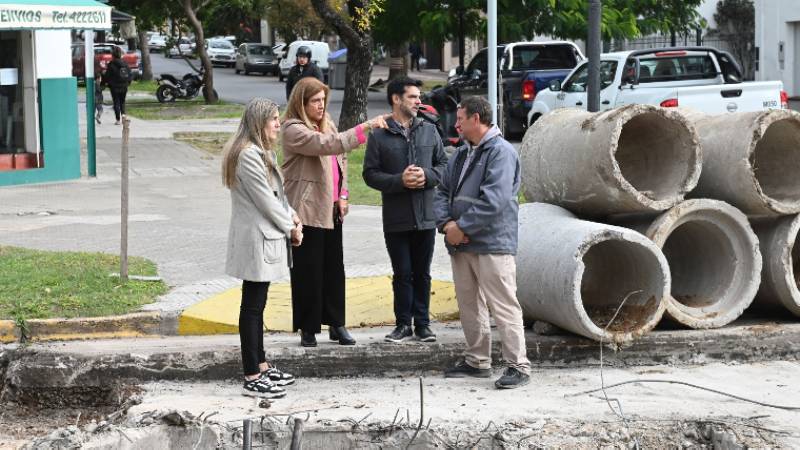 El Municipio encara la recuperación de calle La Paz, entre San Luis y La Rioja