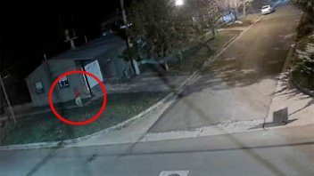 Video: el accionar de un delincuente en barrio donde denuncian reiterados robos