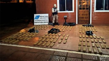 Prefectura secuestró más de 139 kilos de marihuana y cocaína: dos detenidos