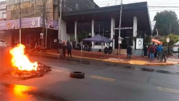 Acuartelamiento de la Policía en Misiones: Gobierno convocó a Comité de Crisis