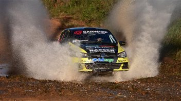La dupla Pitón - Capurro triunfó en el Rally Entrerriano de Estancia Grande