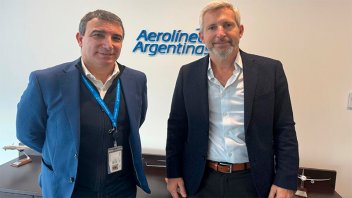 Aerolíneas Argentinas retoma ocho vuelos semanales a Entre Ríos