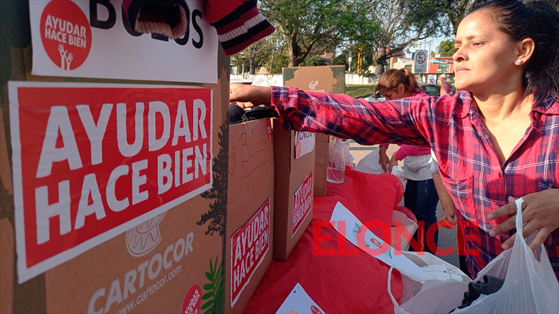 Ayudar hace bien: imágenes de la jornada solidaria en la Escuela Pérez Colman