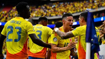 Colombia gole a Costa Rica y pas a cuartos de la Copa Amrica: videos del 3-0