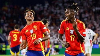 España goleó a Georgia y jugará cuartos de final de la Euro con Alemania: video