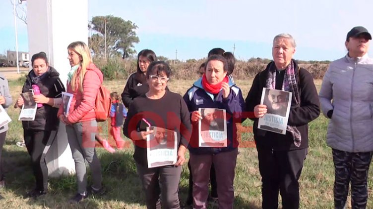 Un mes de la desaparición de Enrique Fabiani: realizan marcha y Misa en Alcaraz