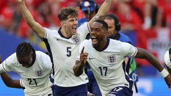 Inglaterra sufrió, le ganó por penales a Suiza y es semifinalista de la Eurocopa: videos del 1-1