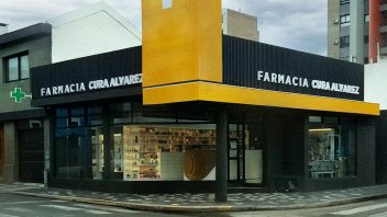 Farmacia Cura Álvarez celebra sus 30 años creciendo junto a la comunidad