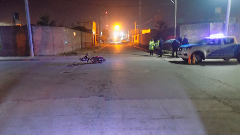 Motociclista está grave tras ser pisado por una camioneta que se dio a ...