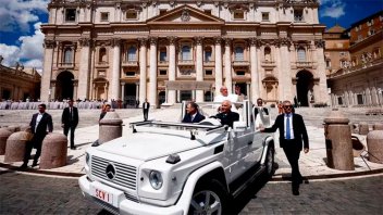 El Vaticano condenó el intento de asesinato a Trump: “Hiere a la democracia”
