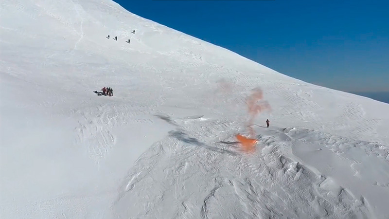 Un argentino perdió la vida tras caer unos 200 metros de un volcán de ...