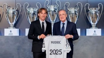 Real Madrid anunció la renovación del contrato de Luka Modric