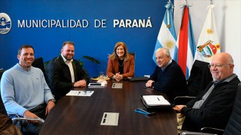 Paraná y Concepción del Uruguay acuerdan colaborar en temas de gestión