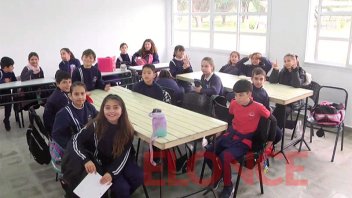 Escuela “Santo Domingo Savio” inauguró aula y sueña con finalizar el edificio