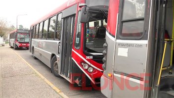Colectivos: Buses Paraná afirma que no tiene deudas salariales con choferes