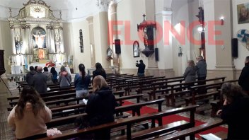 Conmemoraron una misa en San Benito por Fernanda Aguirre y su madre