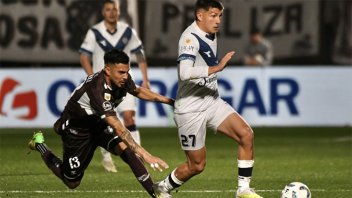 Vélez se hizo fuerte ante Platense por la Liga Profesional: videos del 2-0