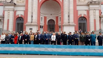 ¡Viva la Independencia!: Se realizó el desfile cívico militar en Paraná
