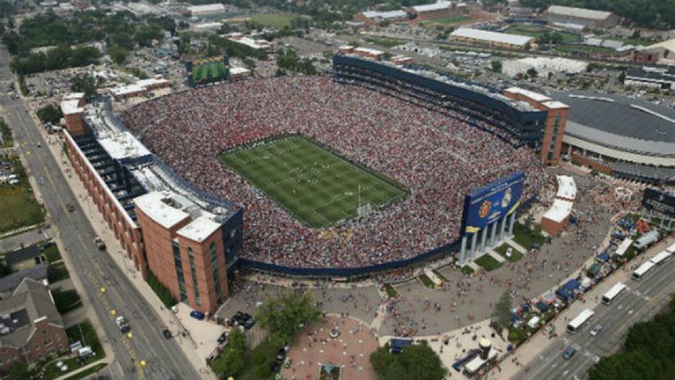 109 mil personas disfrutaron del encuentro en Michigan.