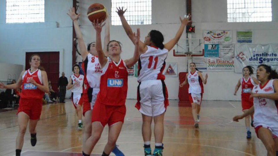 El "Rojo" paranaense cerr&oacute; con 3 victorias el cuadrangular.