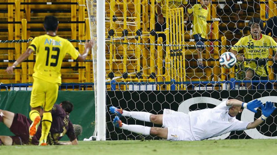Lanús sumó una nueva decepción: cayó ante Kashiwa y perdió la Copa Suruga Bank.