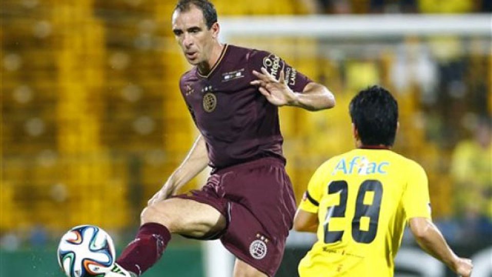Lanús sumó una nueva decepción: cayó ante Kashiwa y perdió la Copa Suruga Bank.