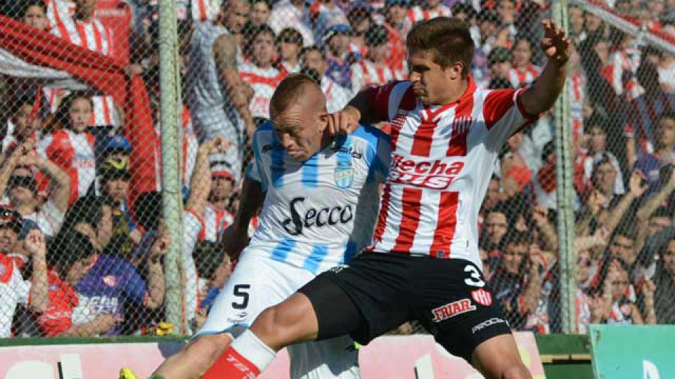 Lluvia de goles en el estadio 15 de Abril.