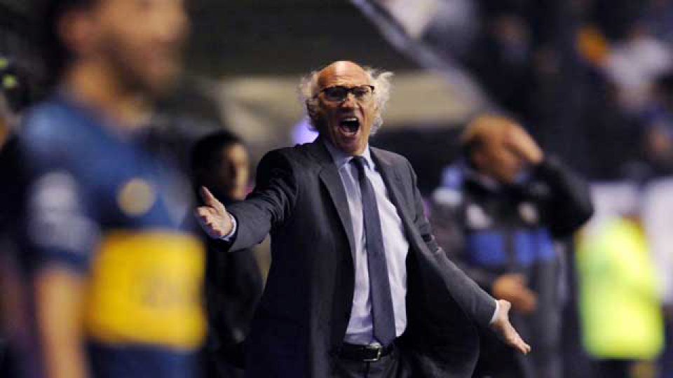 Carlos Bianchi no encuentra el rumbo.