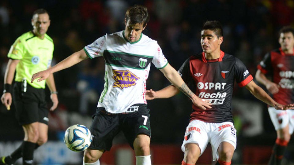 El Sabalero festejó por primera vez.