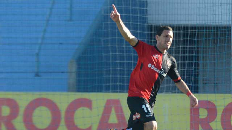 El Leproso se impuso por 3 a 2 ante la Crema.