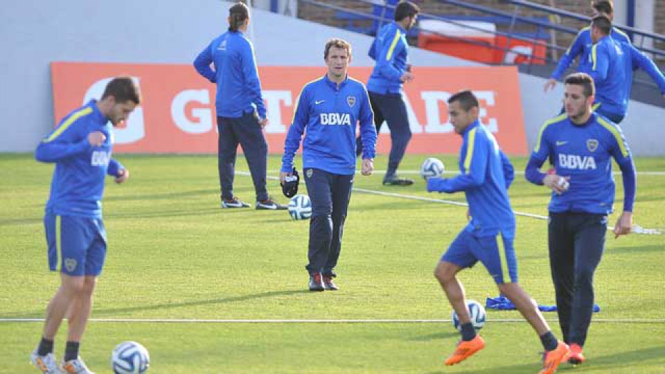 El nuevo DT ya tiene en la cabeza el equipo para enfrentar a V&eacute;lez.