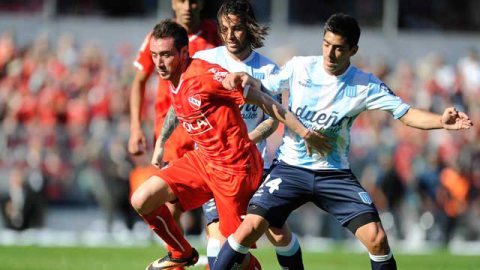 Cl&aacute;sico caliente en Avellaneda.