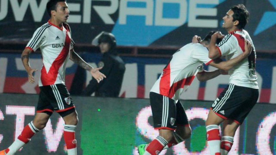 El Millonario gan&oacute; y es el &uacute;nico lider del campeonato.